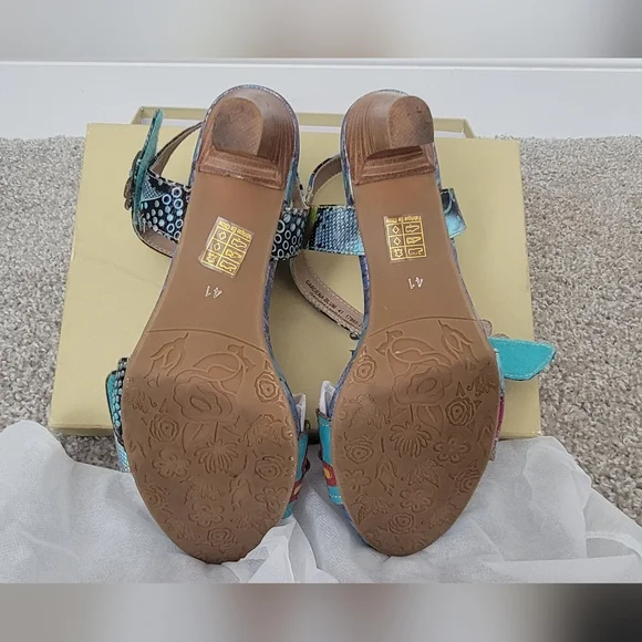 L'ATISTE Women's Multicolor Sandals - Picture 13 of 14